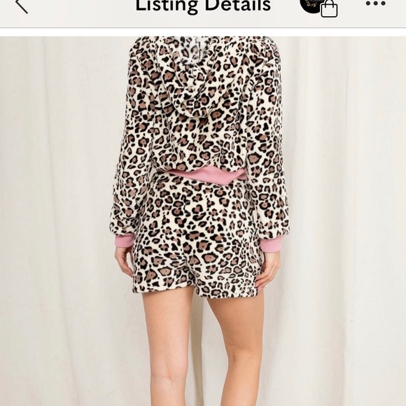 Lounge ware - Picture 2 of 3